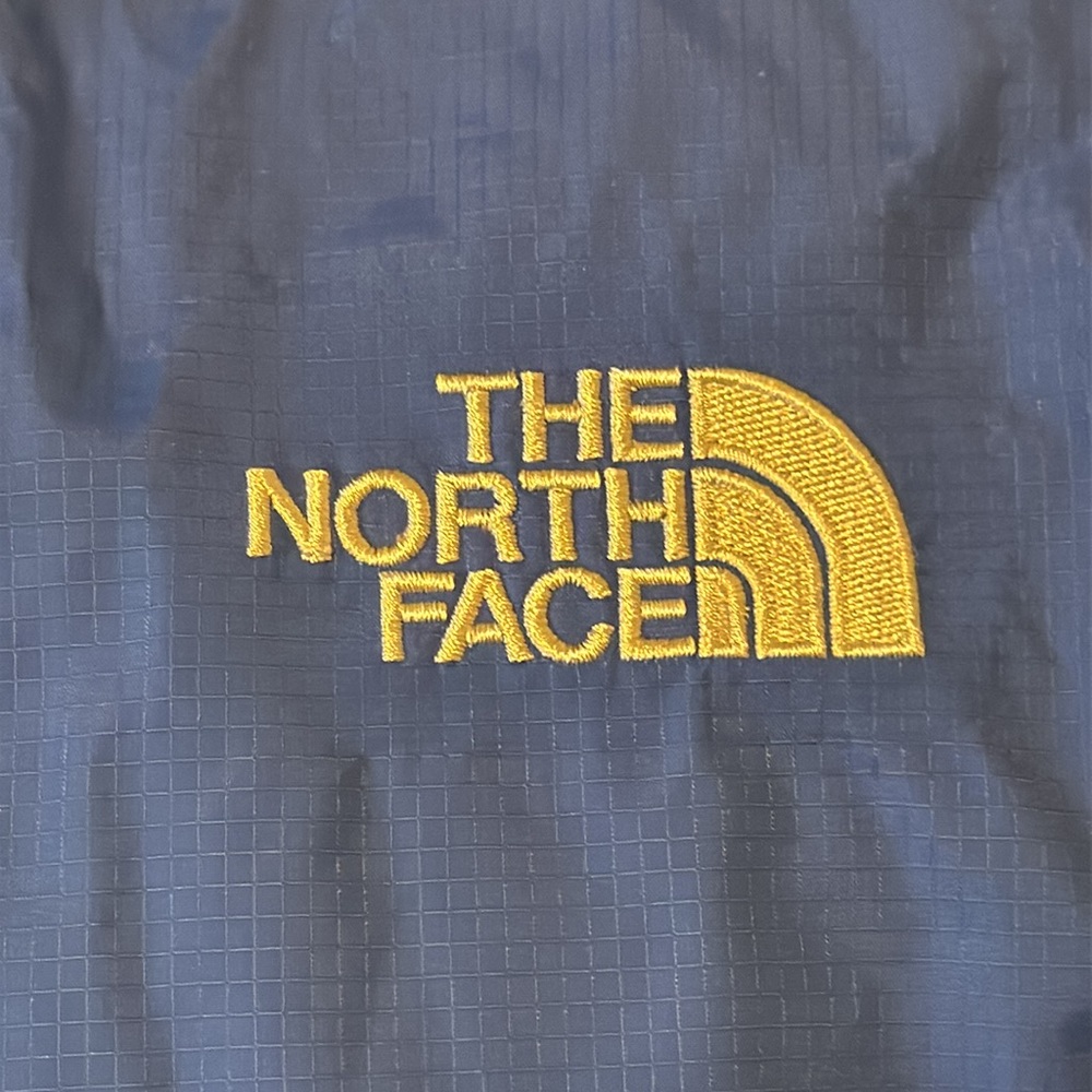 THE NORTH FACE Jacket. Size X Small - Picture 2 of 11